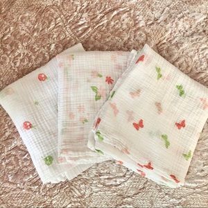 Aden + Anais Baby Blanket Set (3)
